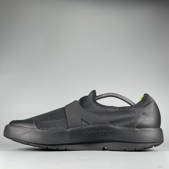 Oofos OOmg eeZee Men’s Size 12.5 Comfort Slip On Recovery Sneaker Shoe Black EUC - Picture 7 of 9